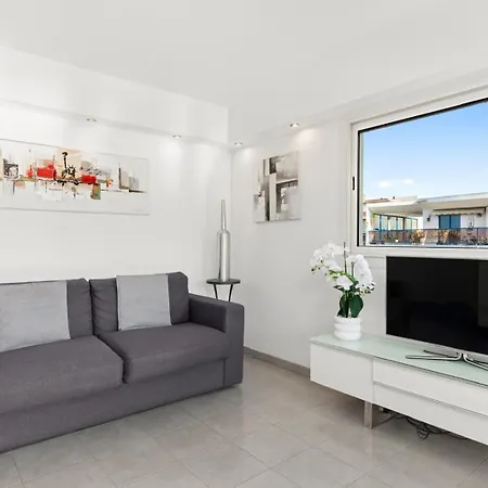 Apartment Madrid Panorama Terrace & Parking Cannes